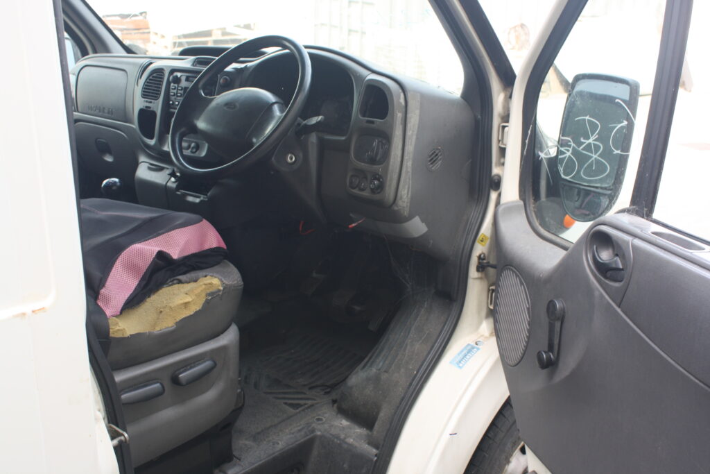 FORD TRANSIT 2002  – STOCK: 6489