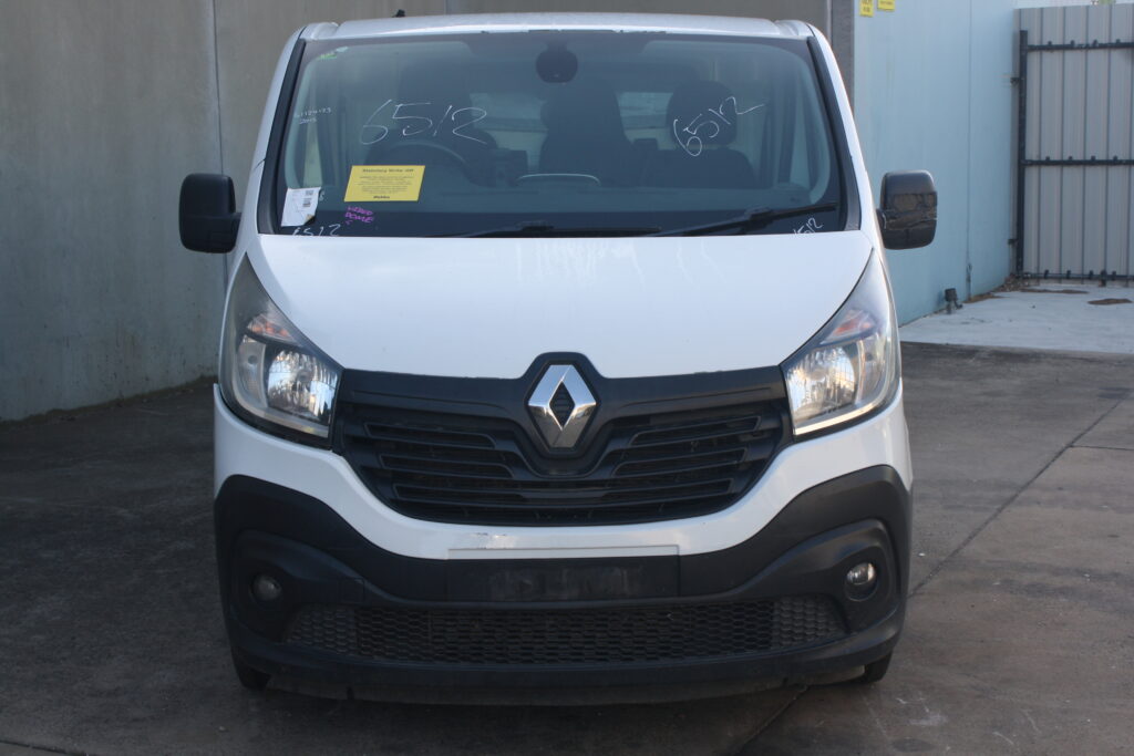 RENAULT TRAFIC 2015  – STOCK: 6512