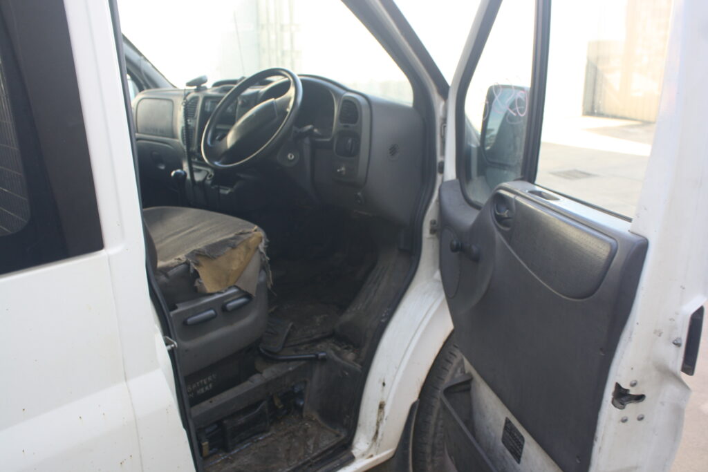 FORD TRANSIT 2001  – STOCK: 6586