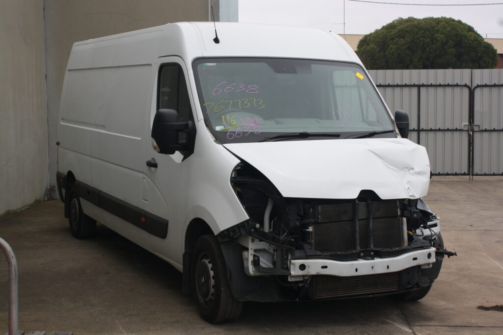 RENAULT MASTER 2016  – STOCK: 6638