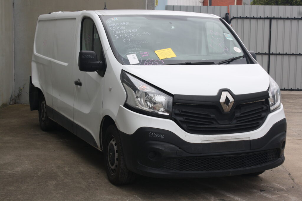 RENAULT TRAFIC 2020  – STOCK: 6663