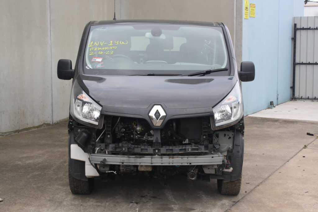 RENAULT TRAFIC 2018  – STOCK: 6674