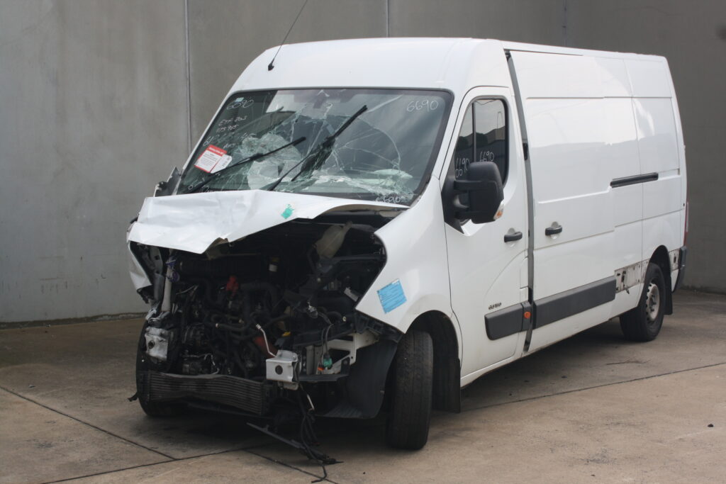RENAULT MASTER 2016  – STOCK: 6690