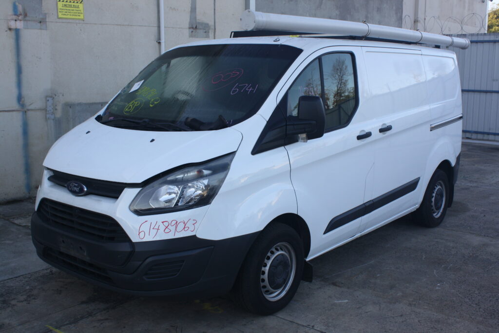 FORD TRANSIT CUSTOM 2014  – STOCK: 6741