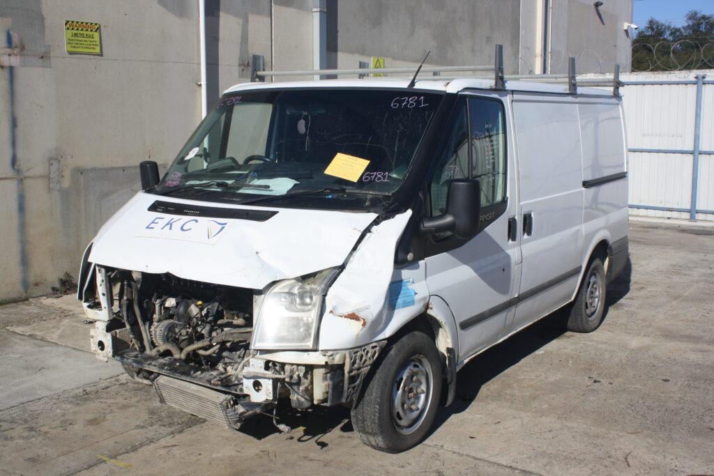 FORD TRANSIT 2013  – STOCK: 6781