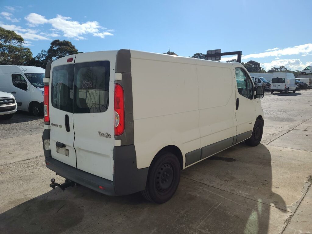 RENAULT TRAFIC 2013  – STOCK: 6808