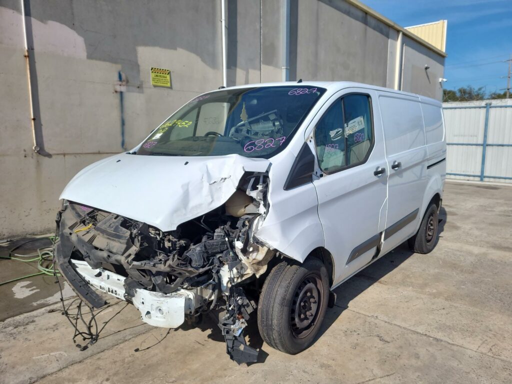 FORD TRANSIT CUSTOM 2018  – STOCK: 6827