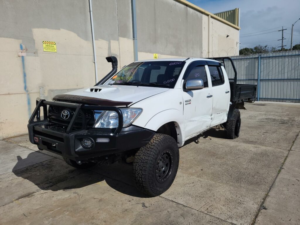 TOYOTA HILUX 2011  – STOCK: 6850