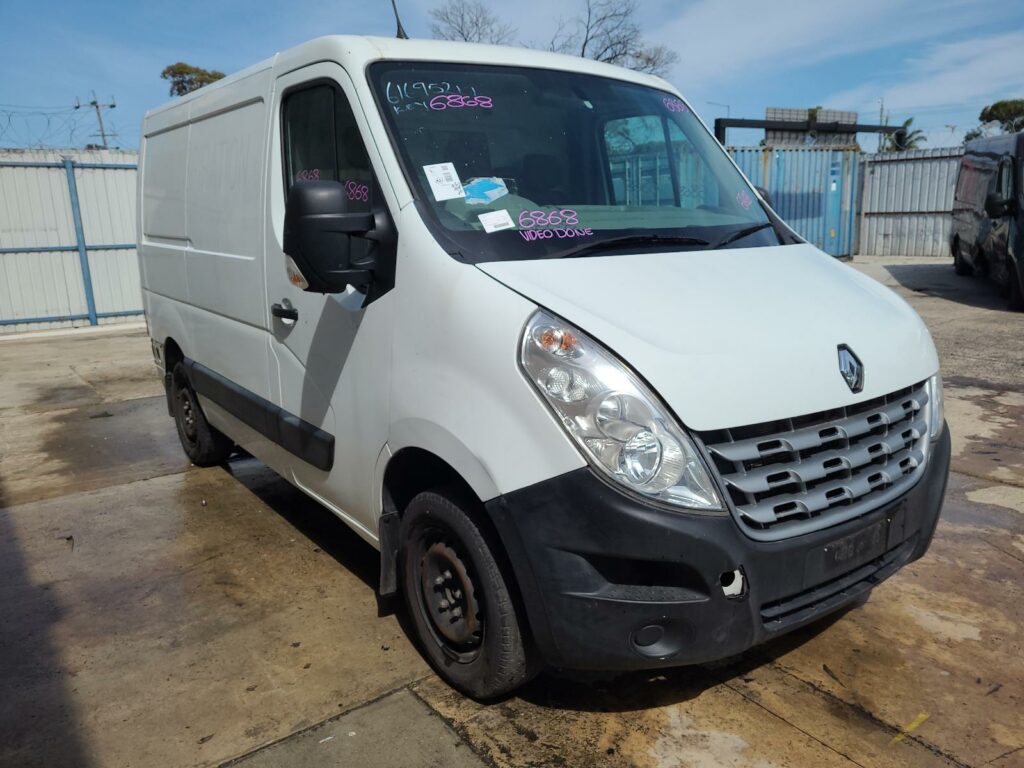 RENAULT MASTER 2014  – STOCK: 6868