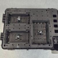 HOLDEN COLORADO 2012-2020 FUSE BOX ENGINE BAY, RG/RG 7, P/N 52090142, 01/12-12/2
