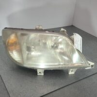 MERCEDES SPRINTER 2000-2006 RIGHT HEADLAMP WHITE BASE, VAN, 05/00-10/06