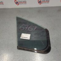 RENAULT TRAFIC X82 01/2015-ON RIGHT FRONT 1/4 DOOR GLASS