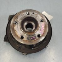 MERCEDES VITO 2015-2025 LEFT REAR HUB ASSEMBLY 447, RWD, 03/15-