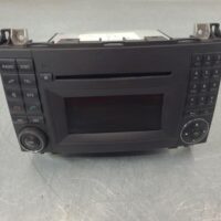 MERCEDES VITO 2011-2015 STEREO/HEAD UNIT CD PLAYER, 639, 02/11-02/15