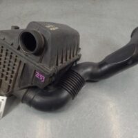 MERCEDES SPRINTER 1998-2006 AIR CLEANER/BOX VAN 02/98-10/06
