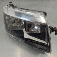 VOLKSWAGEN CRAFTER 2017-2026 RIGHT HEADLAMP SY1, W/ HALOGEN TYPE, W/ CHROME INSE