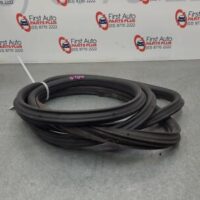 MERCEDES BENZ SPRINTER VS30 05/2018-ON RIGHT FRONT RUBBER SEAL VAN/CAB CHASSIS