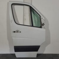 MERCEDES SPRINTER 2006-2018 RIGHT FRONT DOOR NCV3, VAN, 10/06-04/18