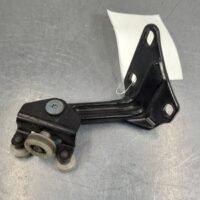 MERCEDES SPRINTER 2006-2018 DOOR HINGE/RUNNER LH SLIDING DOOR ROLLER (UPPER), VA