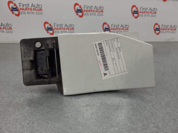 RENAULT TRAFIC X82 01/2015-2024 FUEL FLAP