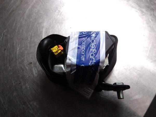 MERCEDES BENZ VITO 04/2004-01/2011 LEFT FRONT SEAT BELT ONLY