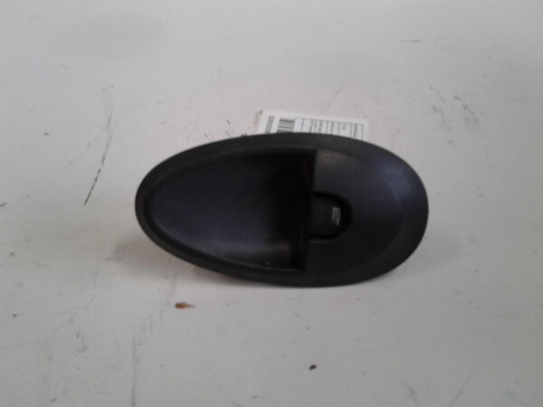 IVECO DAILY 2002-2006 LEFT FRONT POWER WINDOW SWITCH VAN