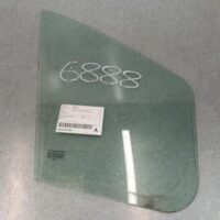 RENAULT TRAFIC X82 01/2015-ON RIGHT FRONT 1/4 DOOR GLASS