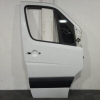 MERCEDES SPRINTER 2006-2018 RIGHT FRONT DOOR NCV3, VAN, 10/06-04/18