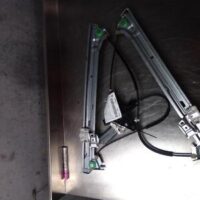 MERCEDES BENZ VITO 639 02/2011-02/2015 LEFT FRONT WINDOW REGULATOR ASSEMBLY