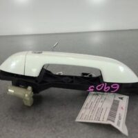 LDV DELIVER 9 07/2020-2024 DOOR HANDLE OUTER LEFT FRONT COLOUR CODED