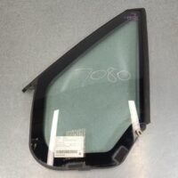 FORD TRANSIT 2001-2004 LEFT FRONT 1/4 DOOR GLASS VH-VJ, 08/01-03/04