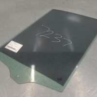 VOLKSWAGEN CRAFTER 2017-2026 LEFT FRONT DOOR WINDOW SY1, 08/17-