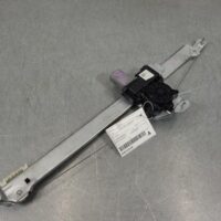 RENAULT TRAFIC 2015-2026 RIGHT FRONT WINDOW REG/MOTOR X82, 01/15-