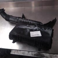 MERCEDES BENZ VITO 04/2004-01/2011 AIR CLEANER 2.1L DIESEL