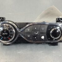 RENAULT TRAFIC 2015-2024 HEATER/AC CONTROLS CLIMATE CONTROL TYPE, X82, 01/15-