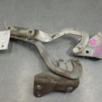 MERCEDES VITO 2004-2015 BONNET HINGE/STRUT HINGE (RH SIDE), 639, 04/04-02/15