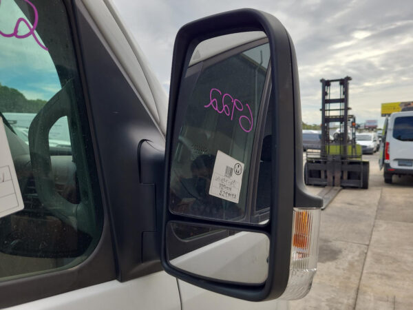 MERCEDES SPRINTER 2006-2018 LEFT FRONT DOOR NCV3, VAN, 10/06-04/18 - Image 9