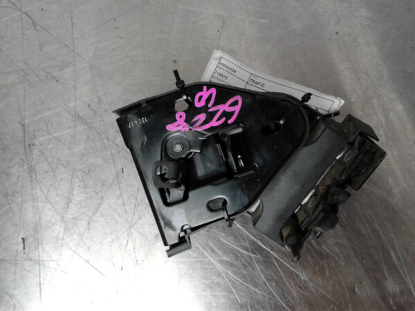 RENAULT TRAFIC X82 01/2015-2021 LOCK MECHANISM RIGHT BARN DOOR UPPER AND LOWER
