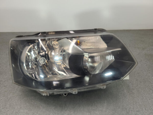 VOLKSWAGEN TRANSPORTER T5 10/2010-06/2015 RIGHT HEADLAMP