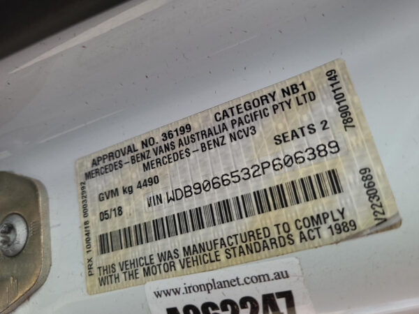 MERCEDES SPRINTER BODY SEAL RUBBER LH FRONT RUBBER SEAL, NCV3, VAN, 10/06-04/18 - Image 11