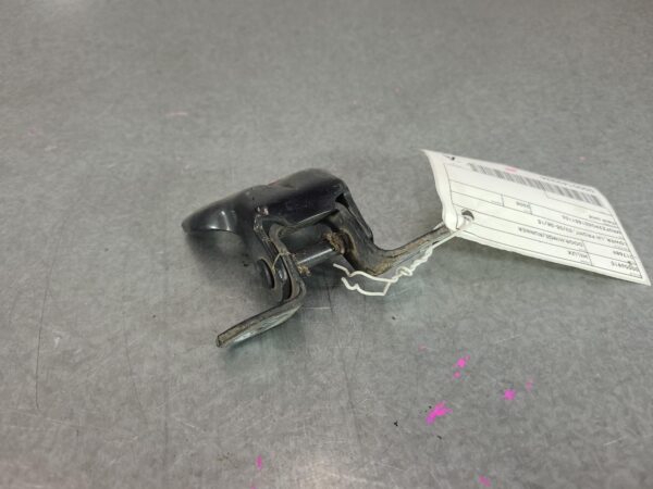 TOYOTA HILUX 2005-2015 DOOR HINGE/RUNNER LOWER, LH FRONT, 03/05-08/15 - Image 3