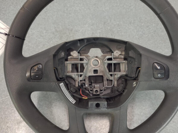 RENAULT TRAFIC X82 01/2015-09/2022 STEERING WHEEL VINYL - Image 2