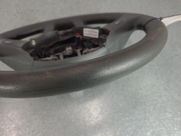 RENAULT TRAFIC X82 01/2015-09/2022 STEERING WHEEL VINYL - Image 3