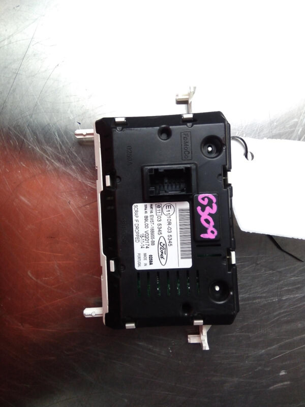 FORD RANGER PX SERIES 1-3 08/2014-2022 STEREO DISPLAY UNIT ONLY 3.5in - Image 2
