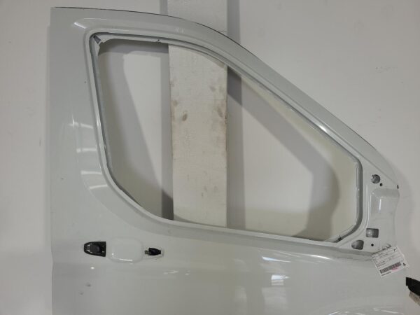 LDV DELIVER 9 2020-2024 RIGHT FRONT DOOR 07/20- - Image 2