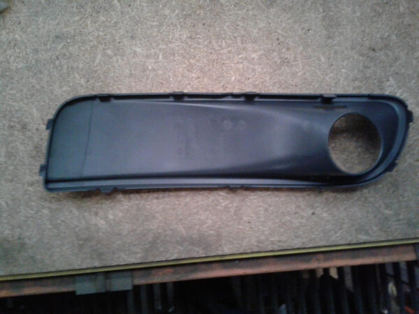 VOLKSWAGEN TRANSPORTER T5 08/2004-09/2009 NEW FRONT BAR RIGHT GRILLE INSERT - Image 2