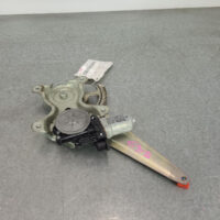 TOYOTA HILUX 2005-2015 RIGHT REAR WND REG/MOTOR POWER, 03/05-08/15