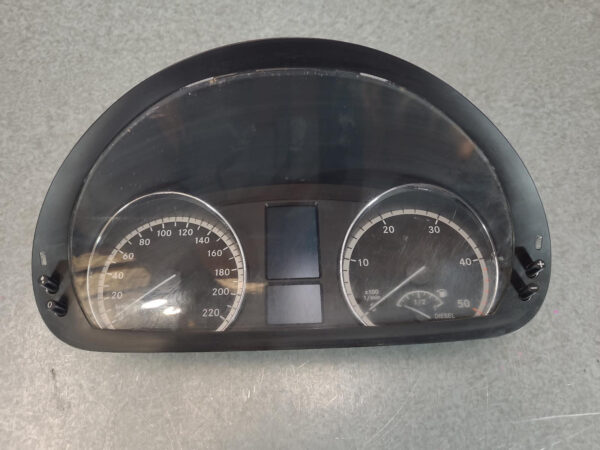 MERCEDES VIANO 2011-2014 INSTRUMENT CLUSTER DIESEL, 3.0, 639, 03/11-12/14 - Image 2