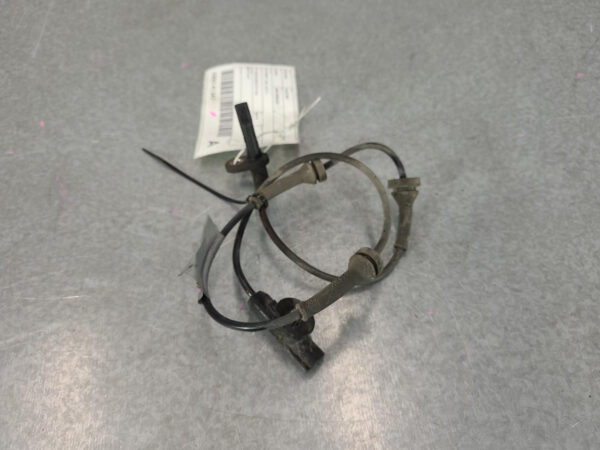 RENAULT MASTER X62 09/2011-2024 ABS SENSOR RIGHT FRONT - Image 2