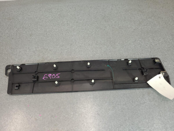 LDV DELIVER 9 2020-2024 BODY/DOOR MOULD RIGHT FRONT DOOR MOULD, REAR, 07/20- - Image 3
